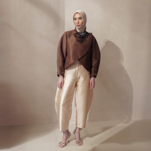 Vaelyn Top Dark Brown