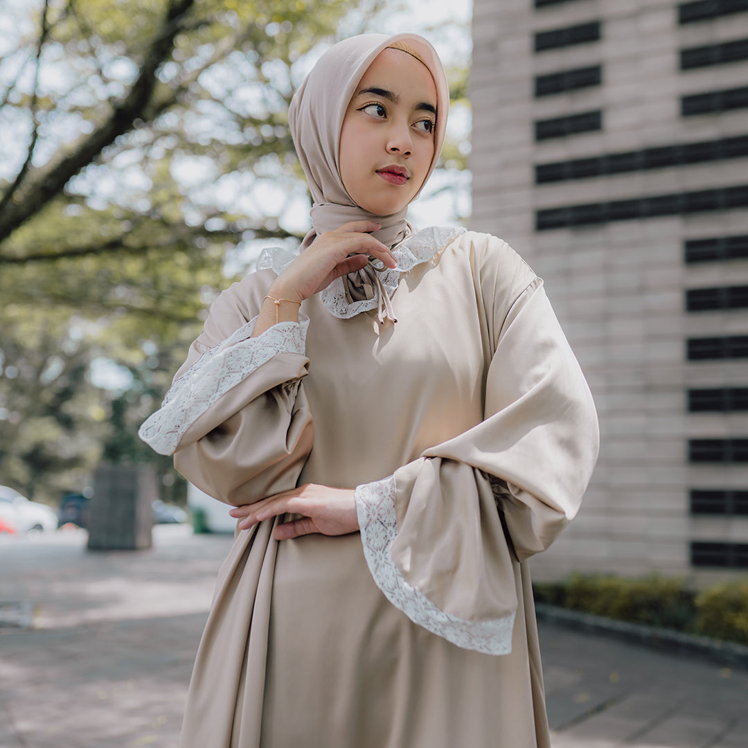 Audry Abaya Prayer Set Gold
