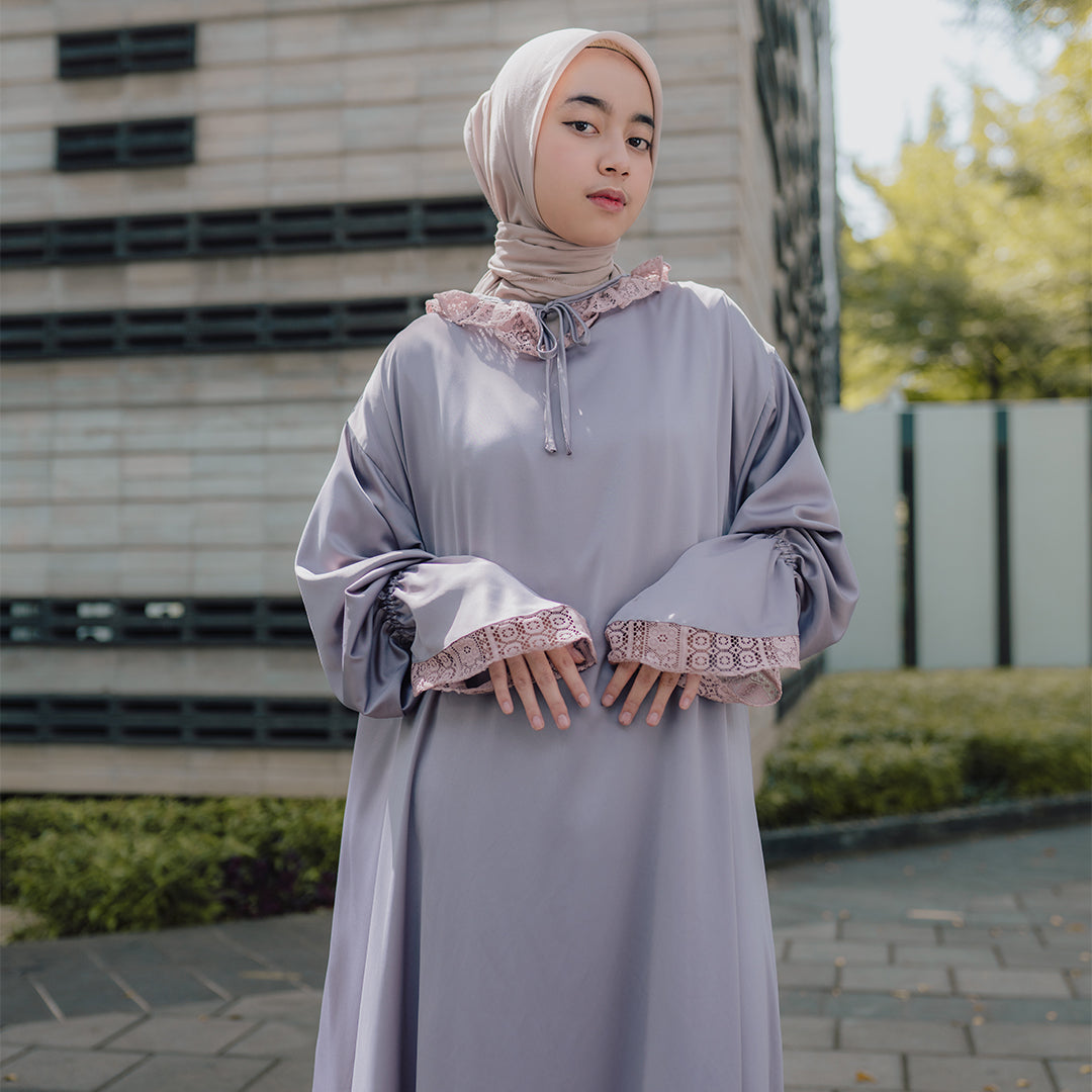 Audry Abaya Prayer Set Silver