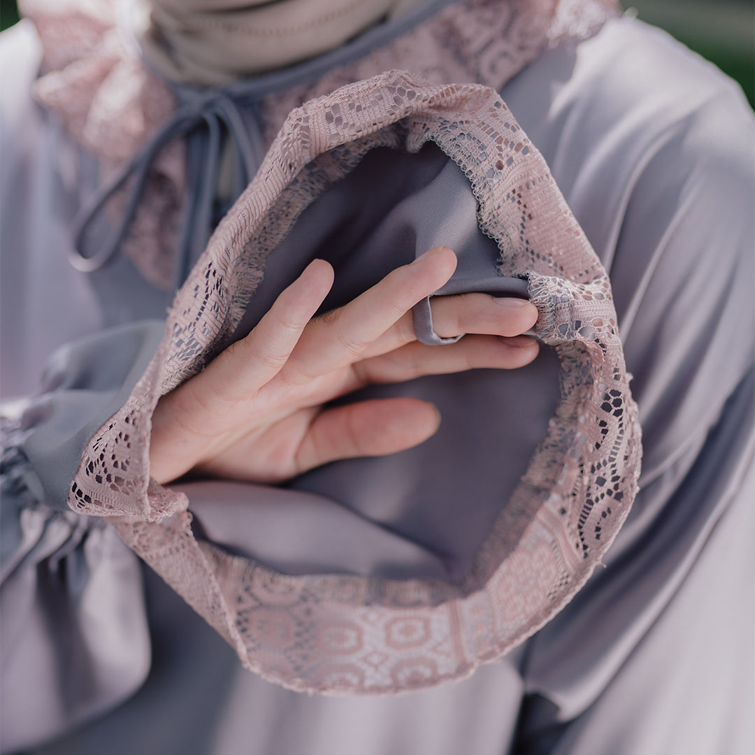 Audry Abaya Prayer Set Silver