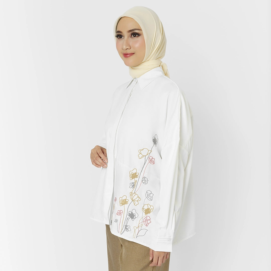 Azalea Top Broken White