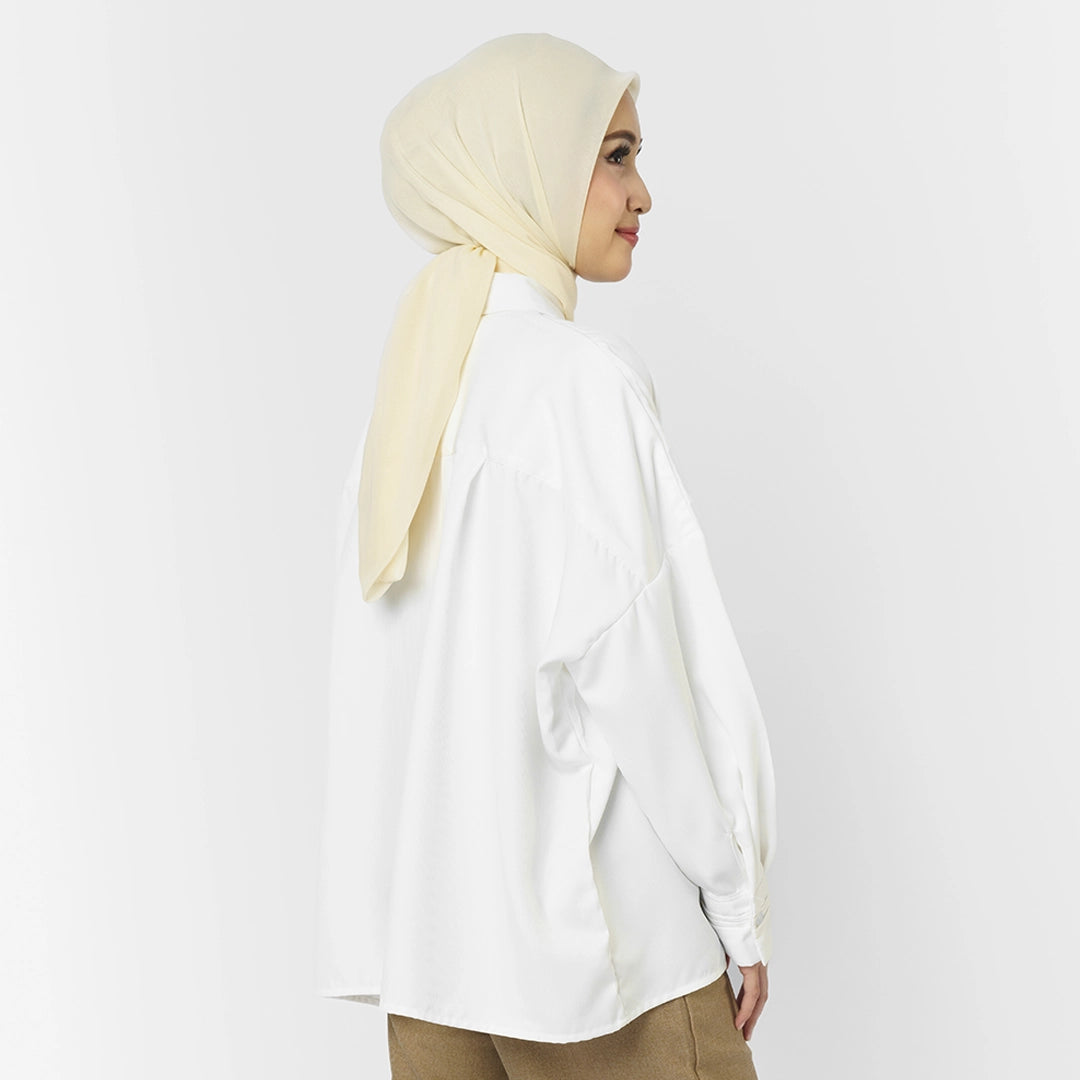 Azalea Top Broken White