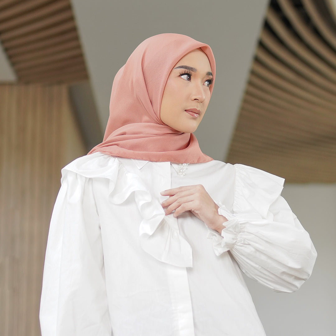 Nira Scarf Ultrafine Camelia