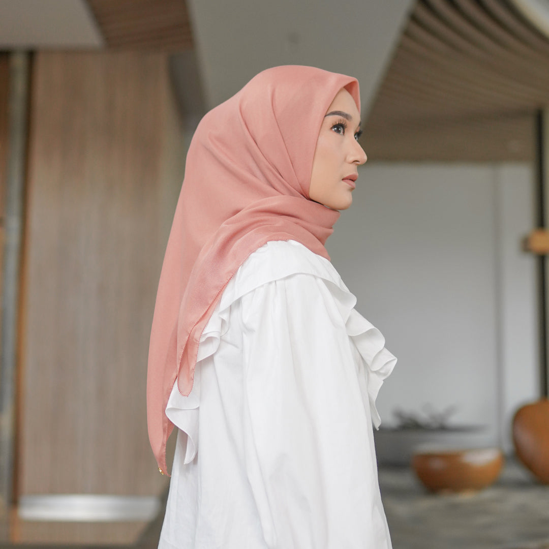 Nira Scarf Ultrafine Camelia