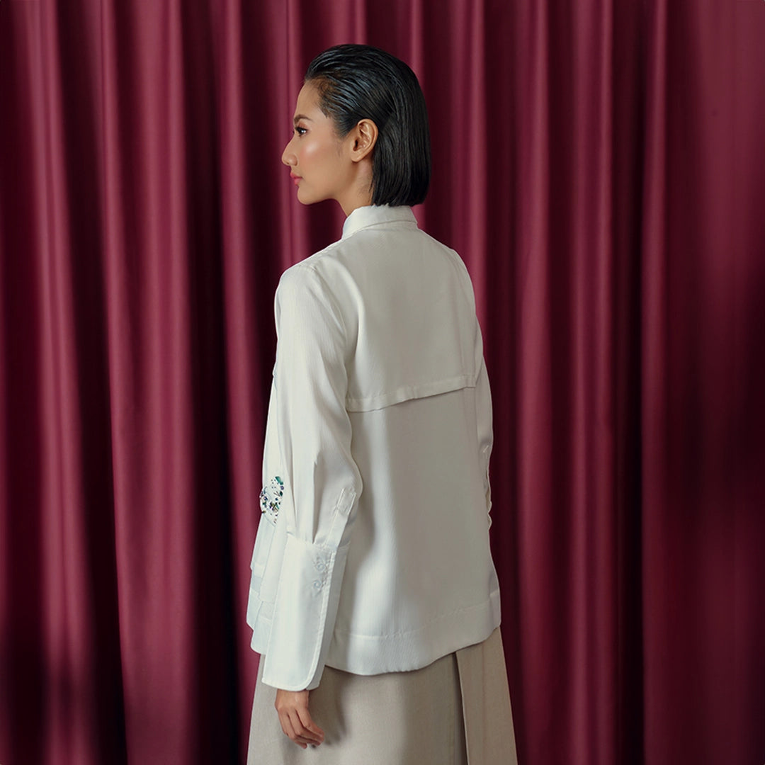 Daiva Top Broken White