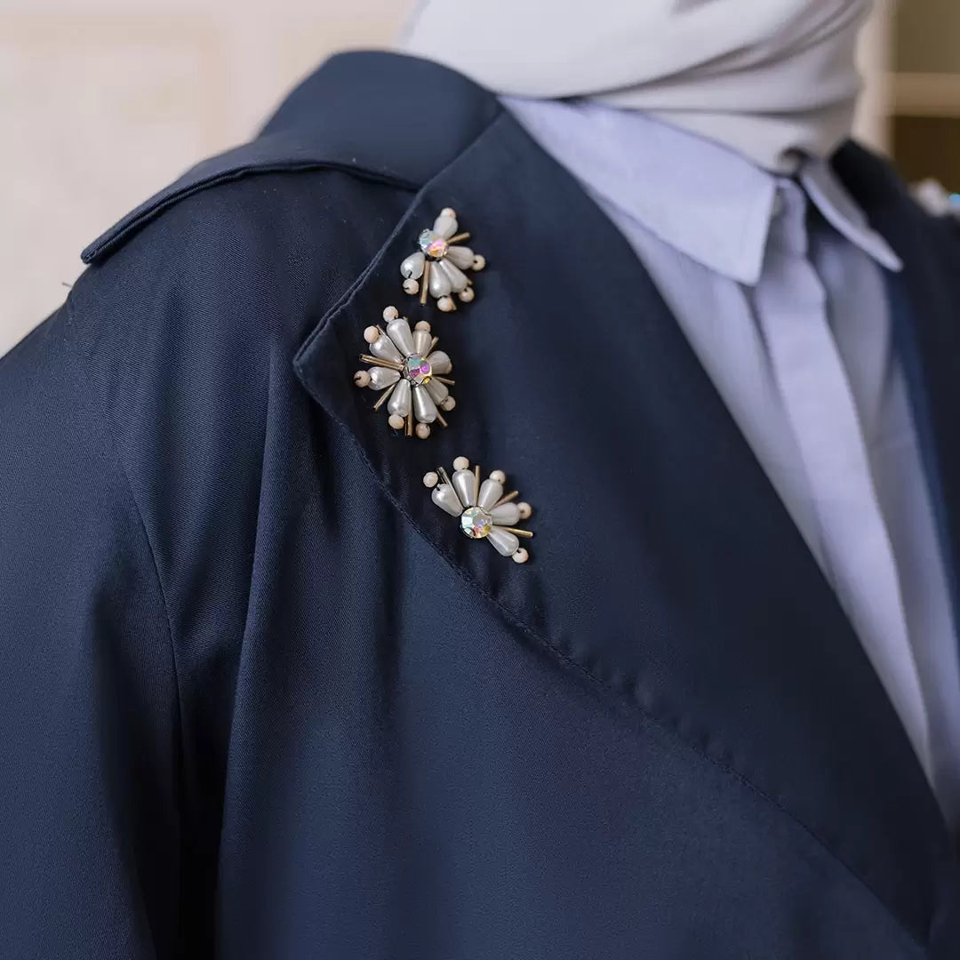 Falla Outer Navy