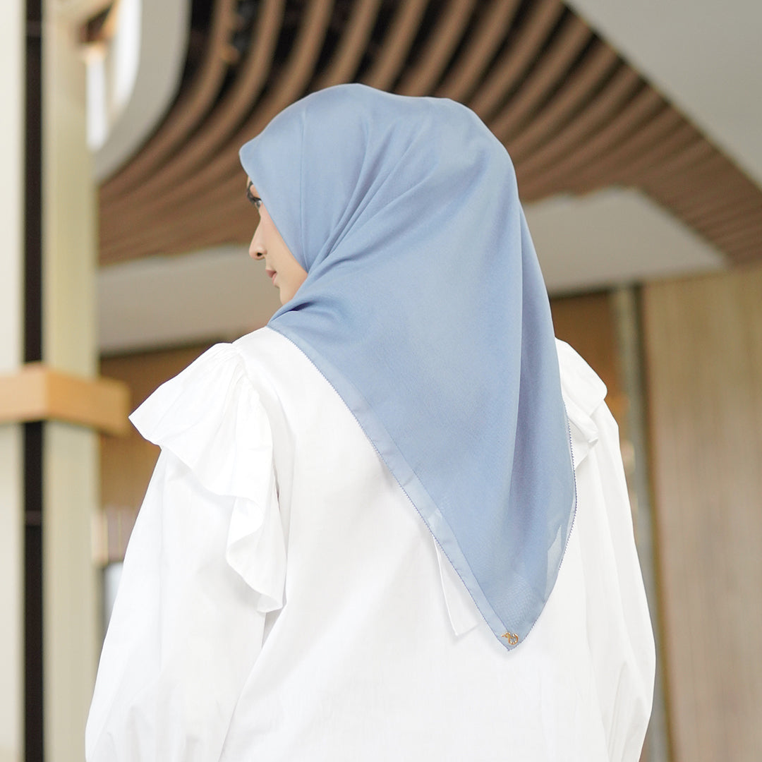 Nira Scarf Ultrafine Heater