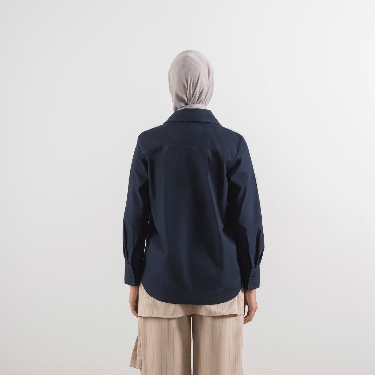 Akiara Top 2.0 Navy