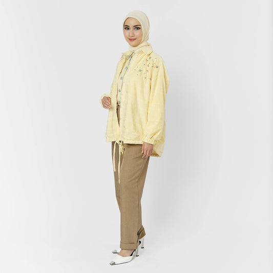 Leinra Outer Pale Yellow