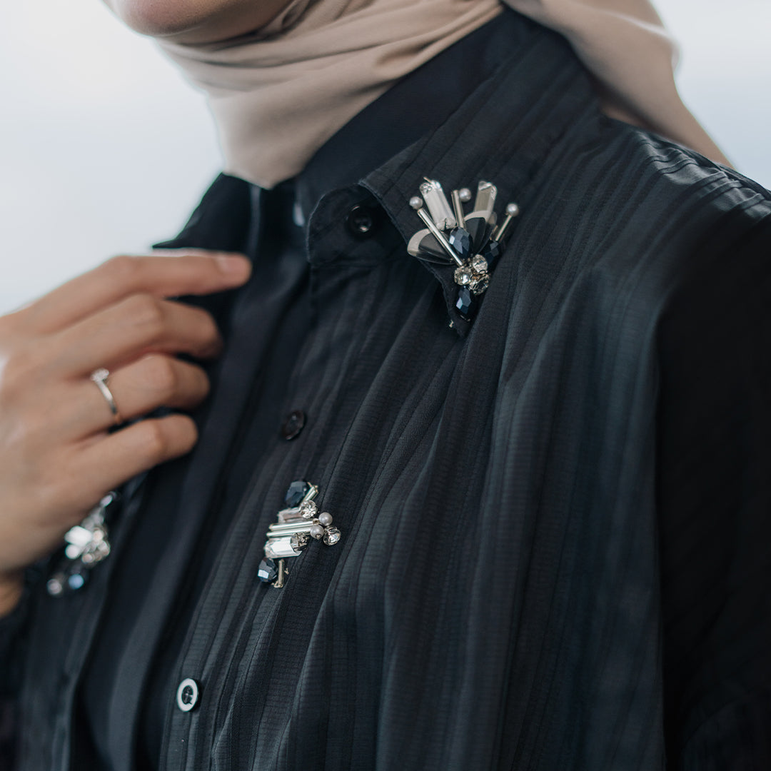 Leinra Outer Black