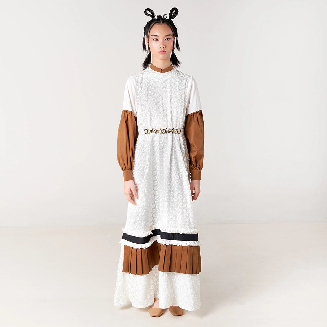 Latricia Dress Off White