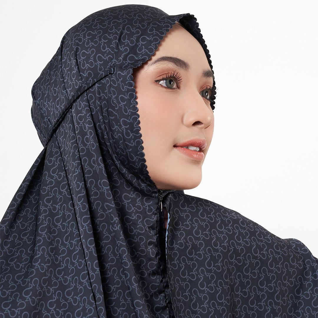 Monogram Prayer Set Black