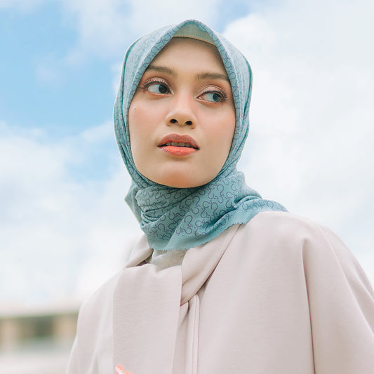 Monogram Scarf Jadeide