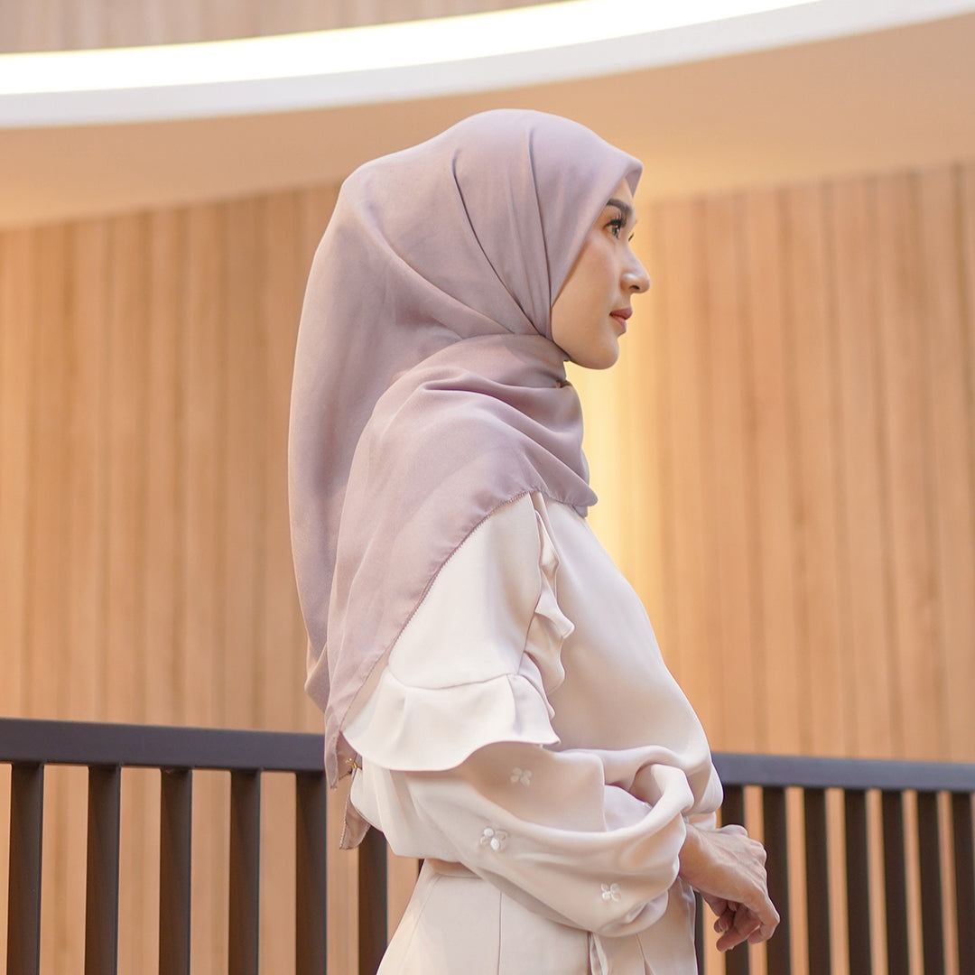 Nira Scarf Ultrafine Roebuck