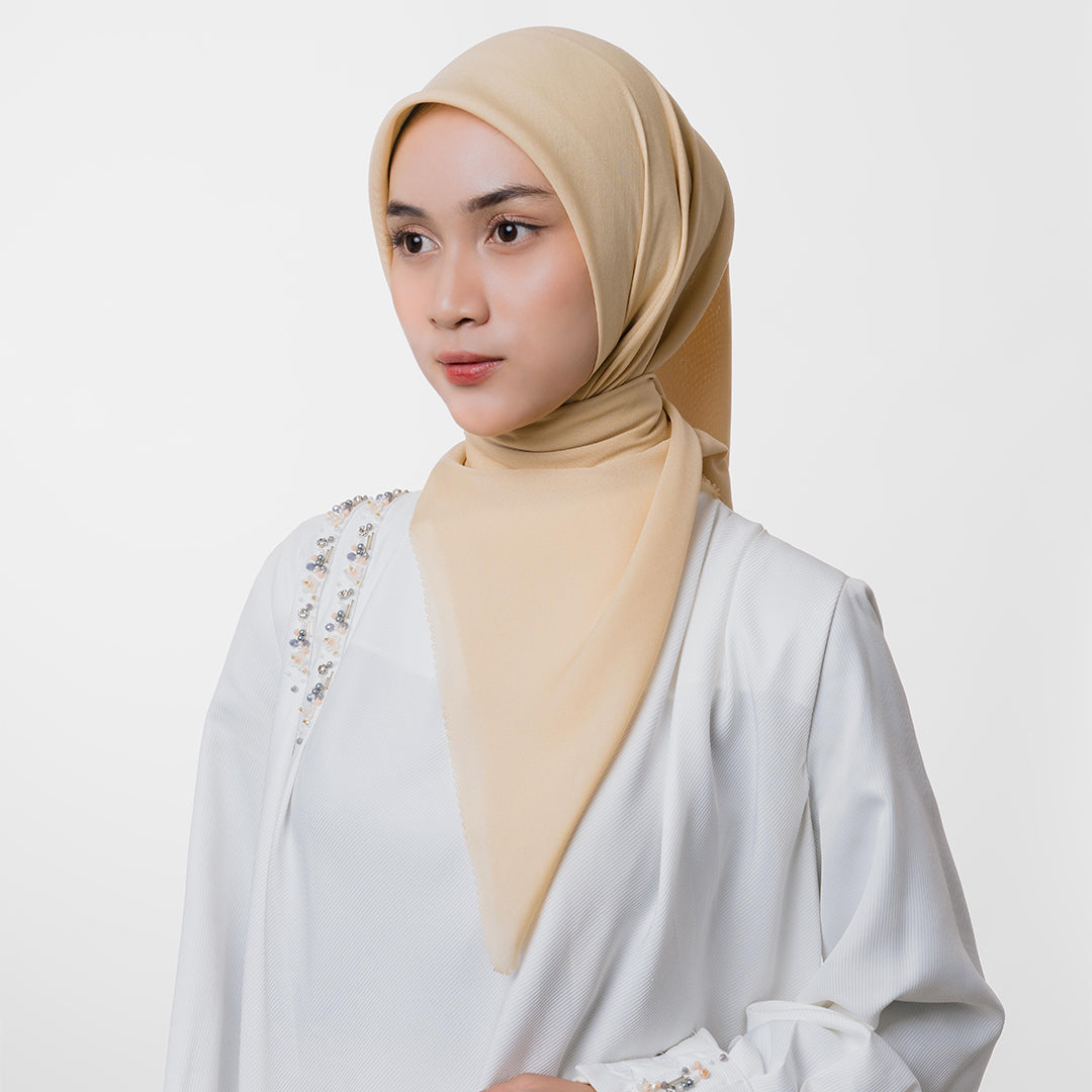 Sada Scarf Macadania