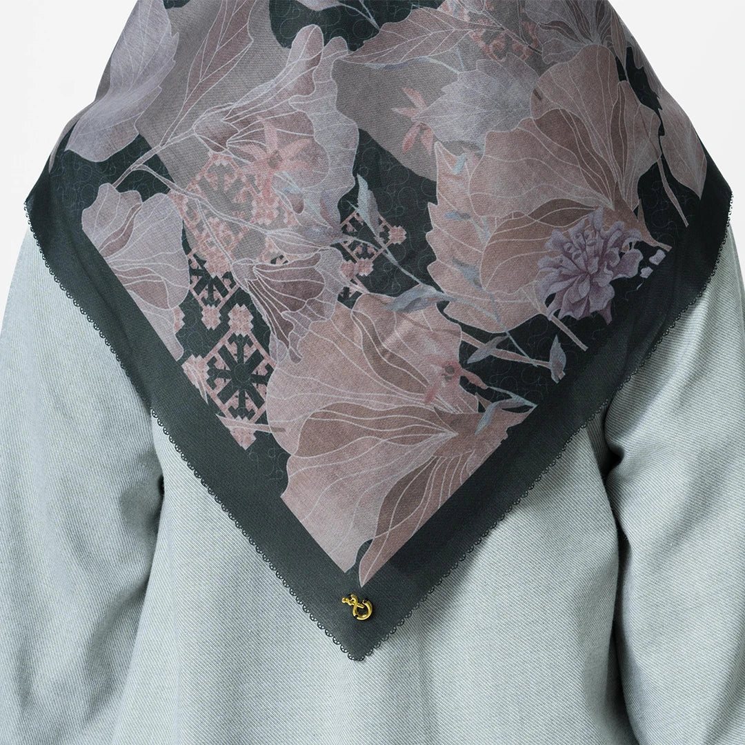 Salvia Scarf Shale
