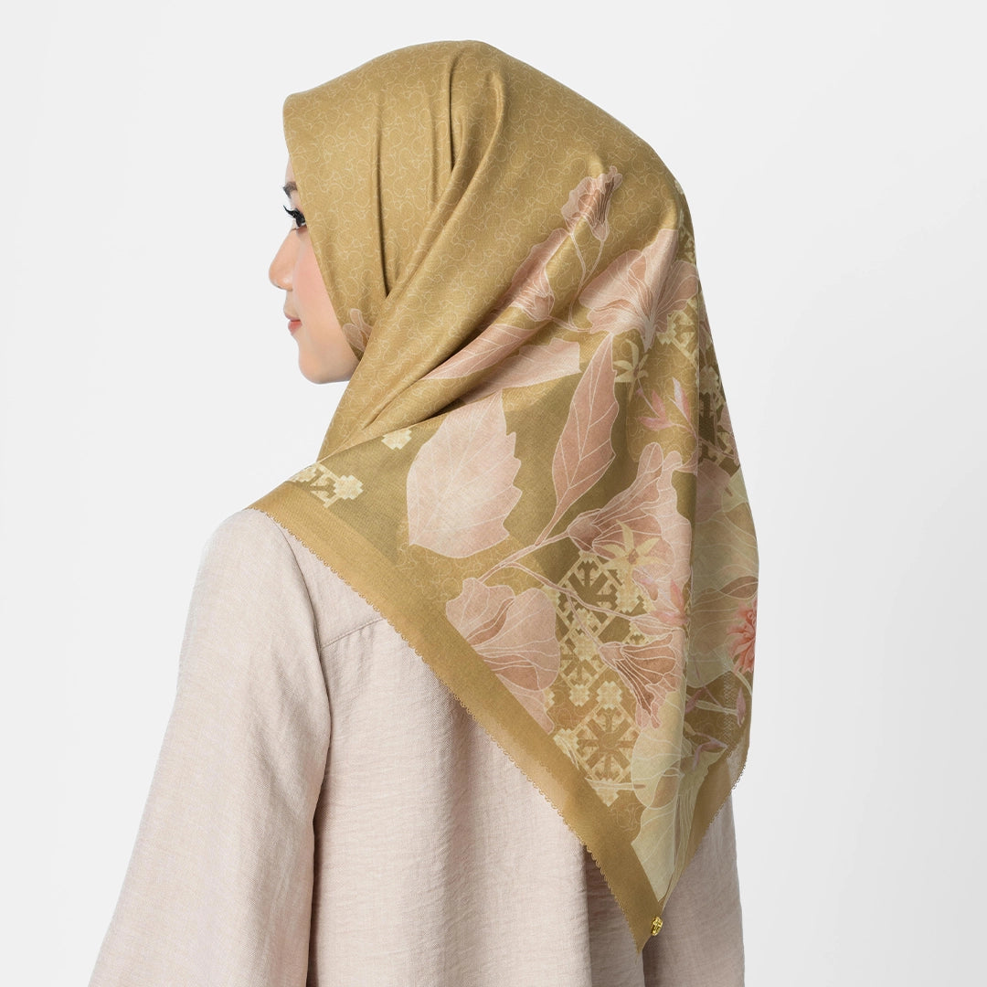 Salvia Scarf Taffy