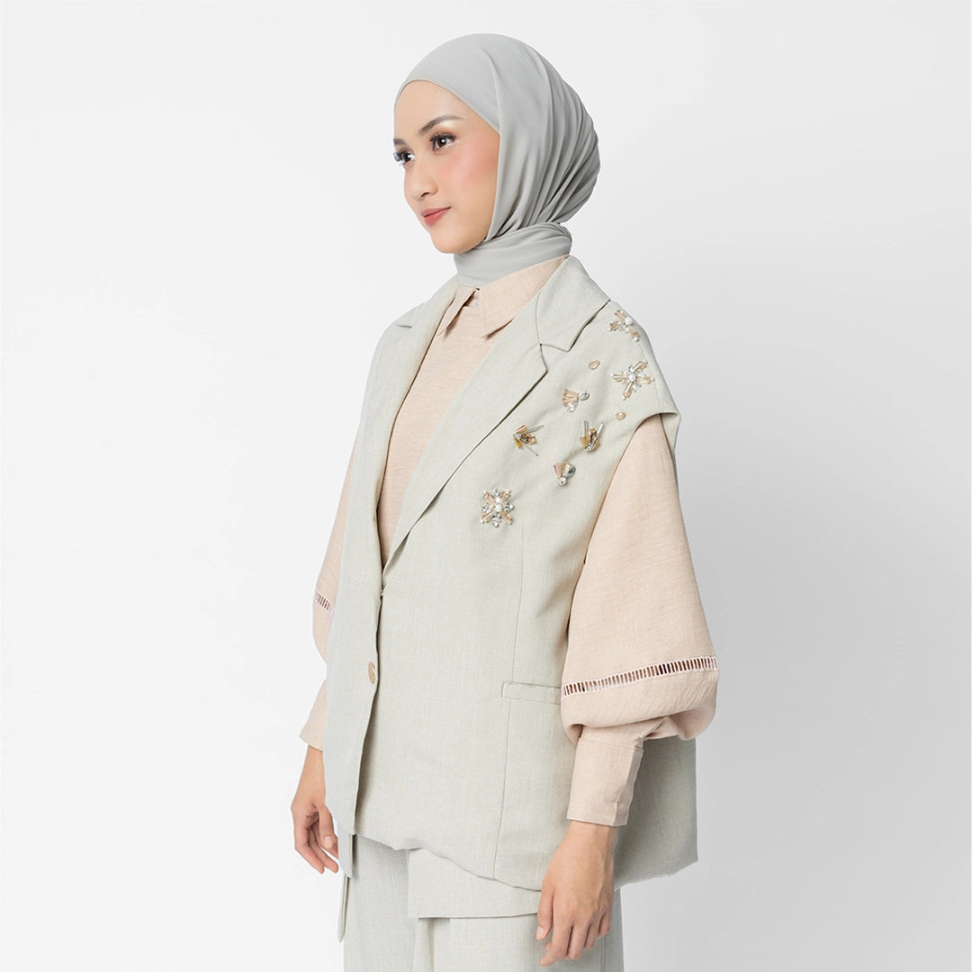 Sola Vest Creme