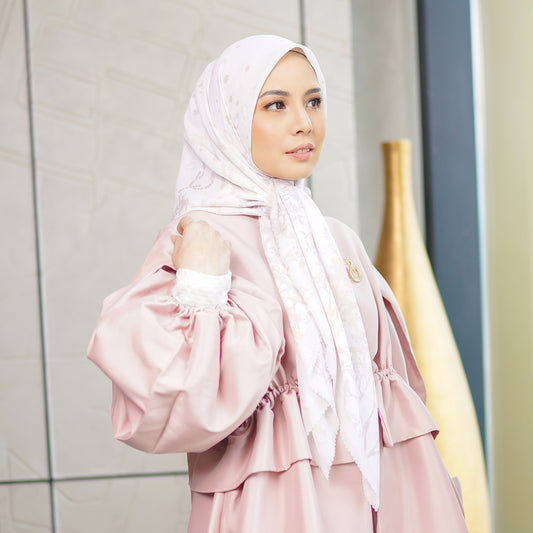 Shevara Scarf Broken White