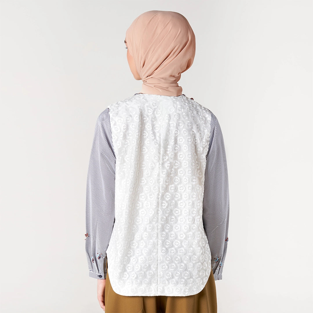 Tracie Top Navy