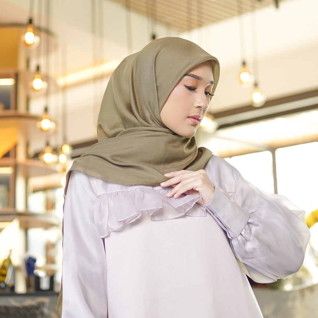 Nira Scarf Ultrafine Wood Bine