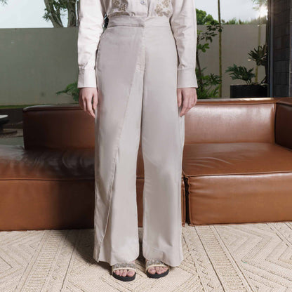 Avyanna Pants Beige