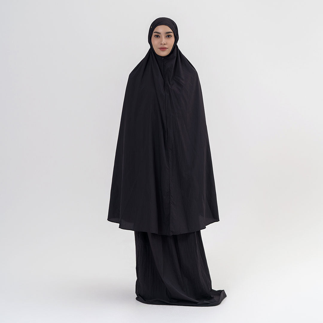 Glennys Prayer Set Raven