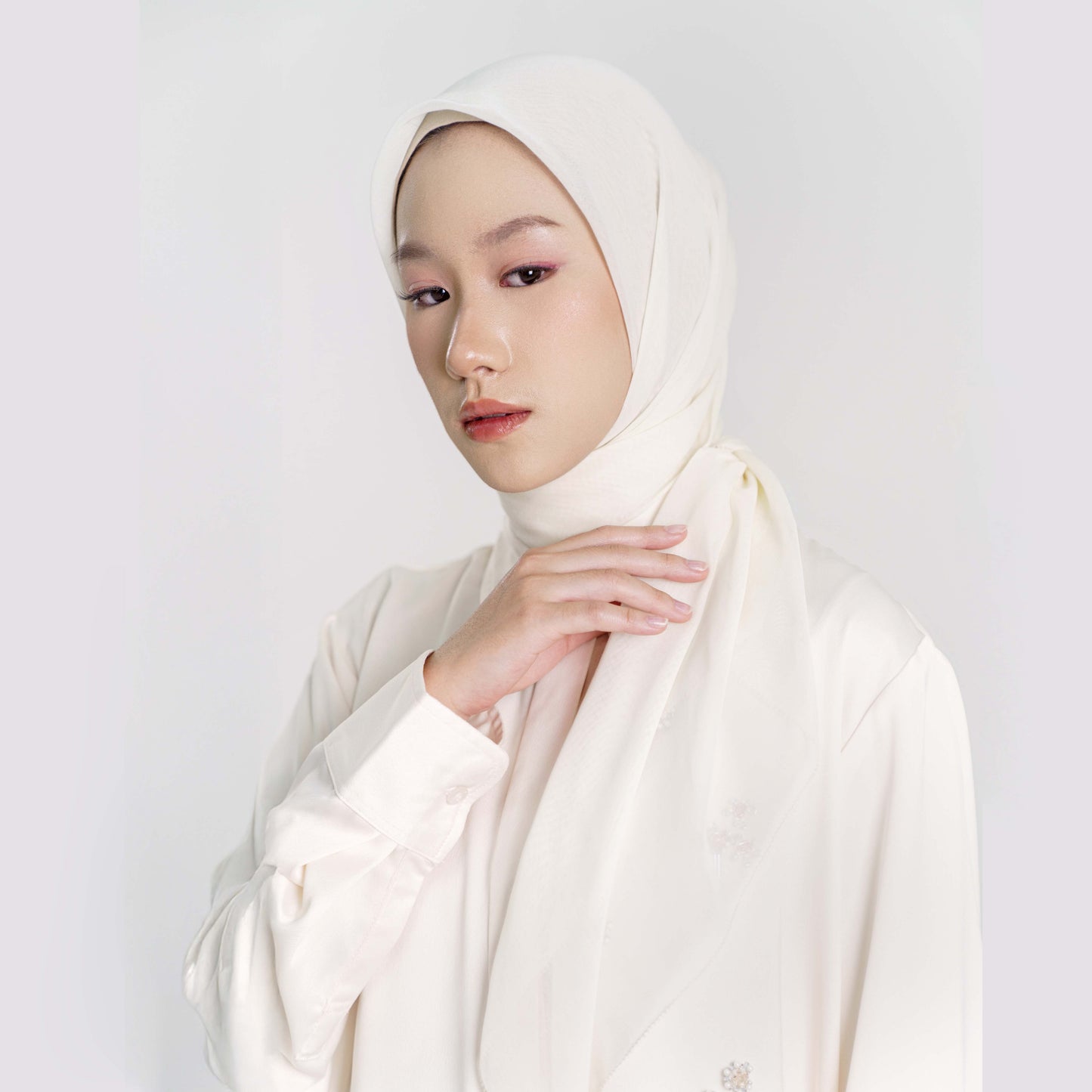 Nira Scarf White