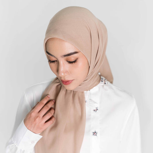 Nira Scarf Taupe