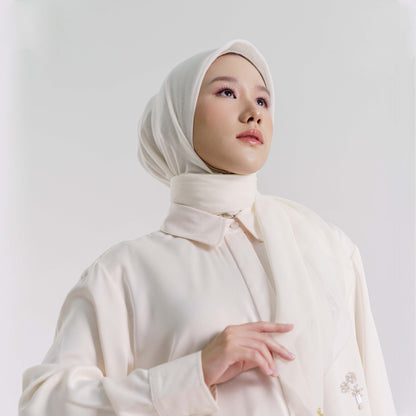 Nira Scarf White