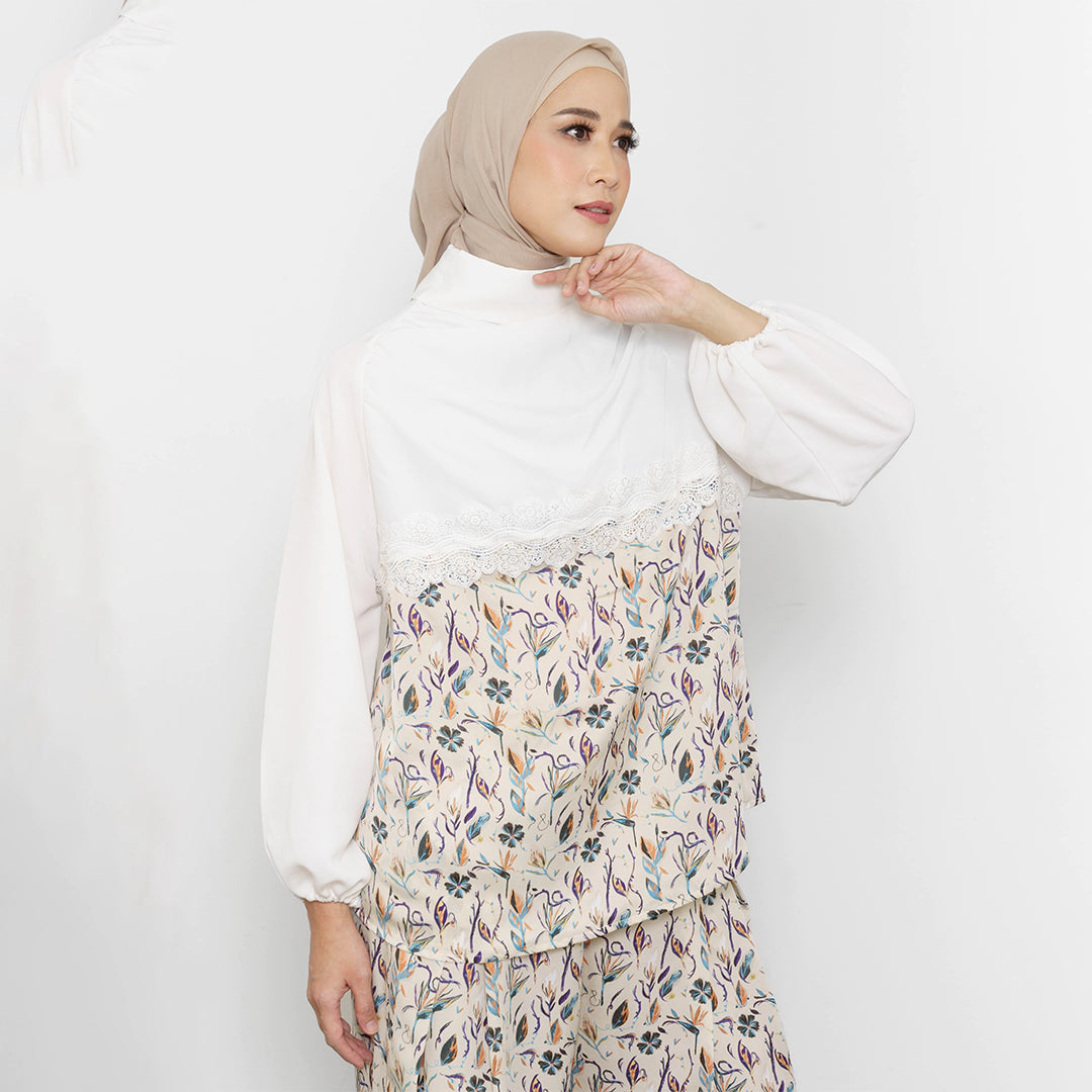 Laudy Top Broken White
