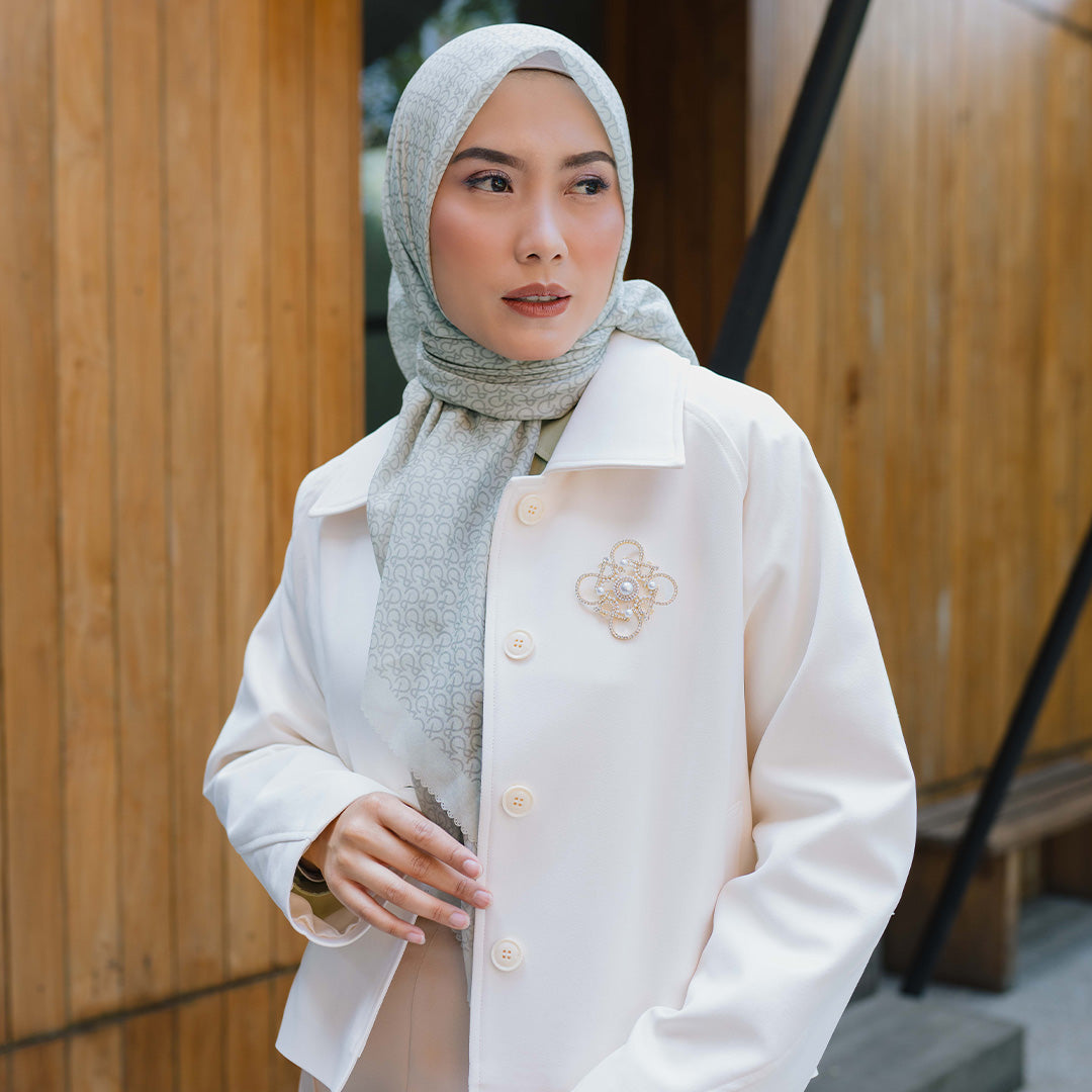 Aiza Brooch Gold