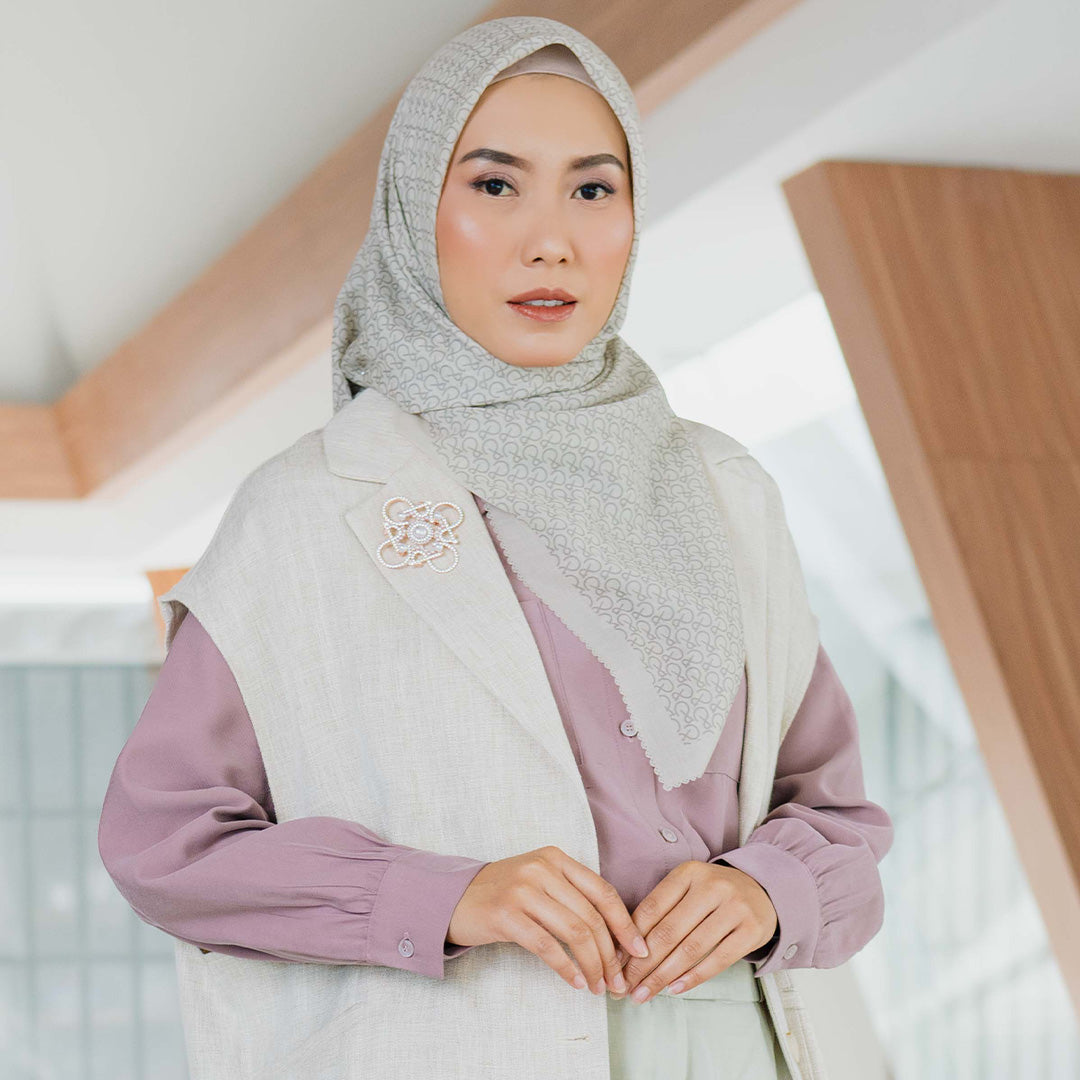 Aiza Brooch Rose Gold
