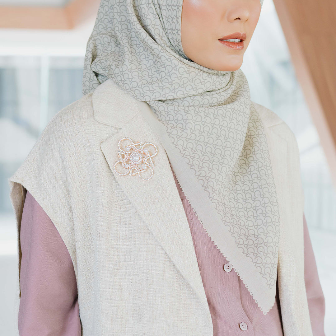 Aiza Brooch Rose Gold