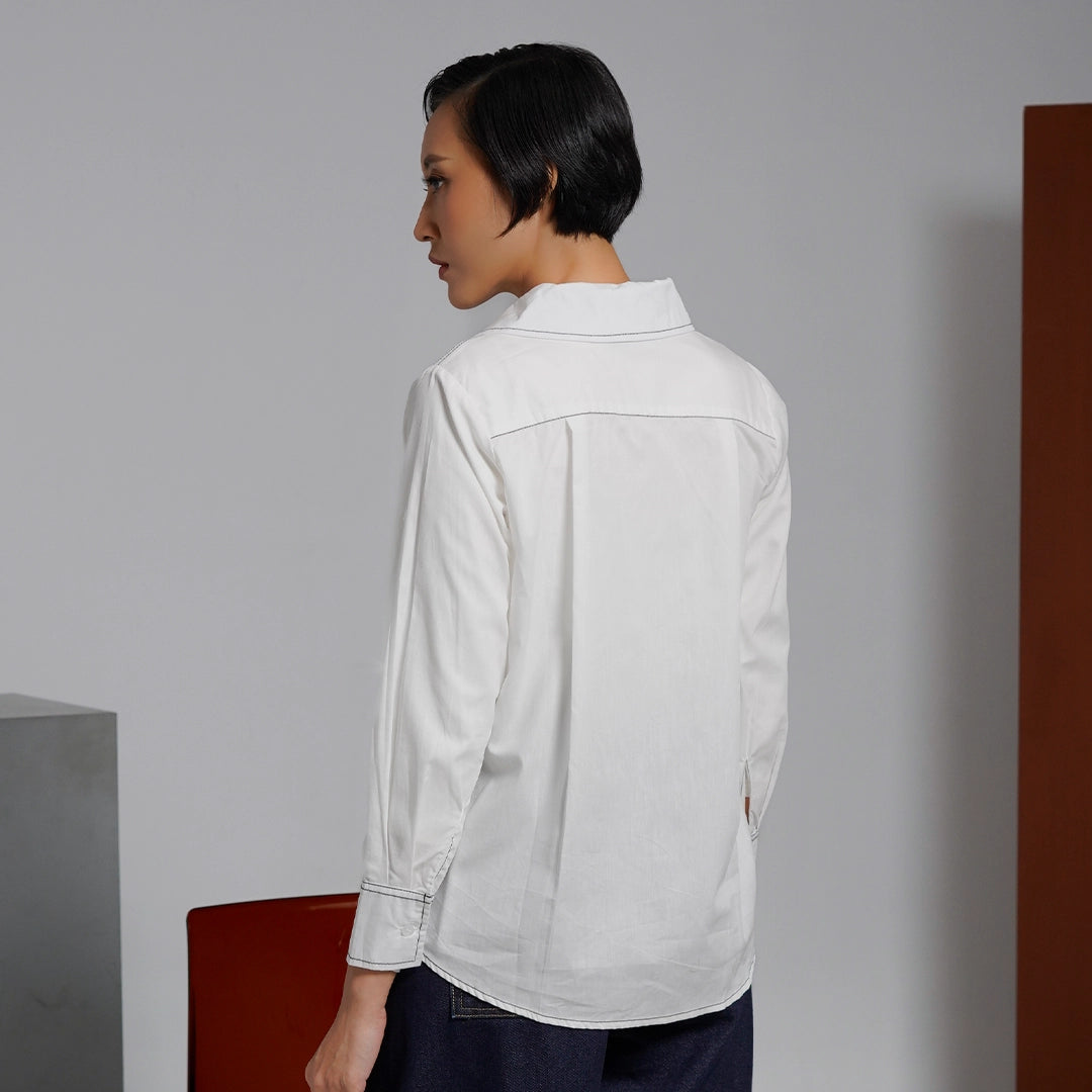 Akiara Top White Whisper