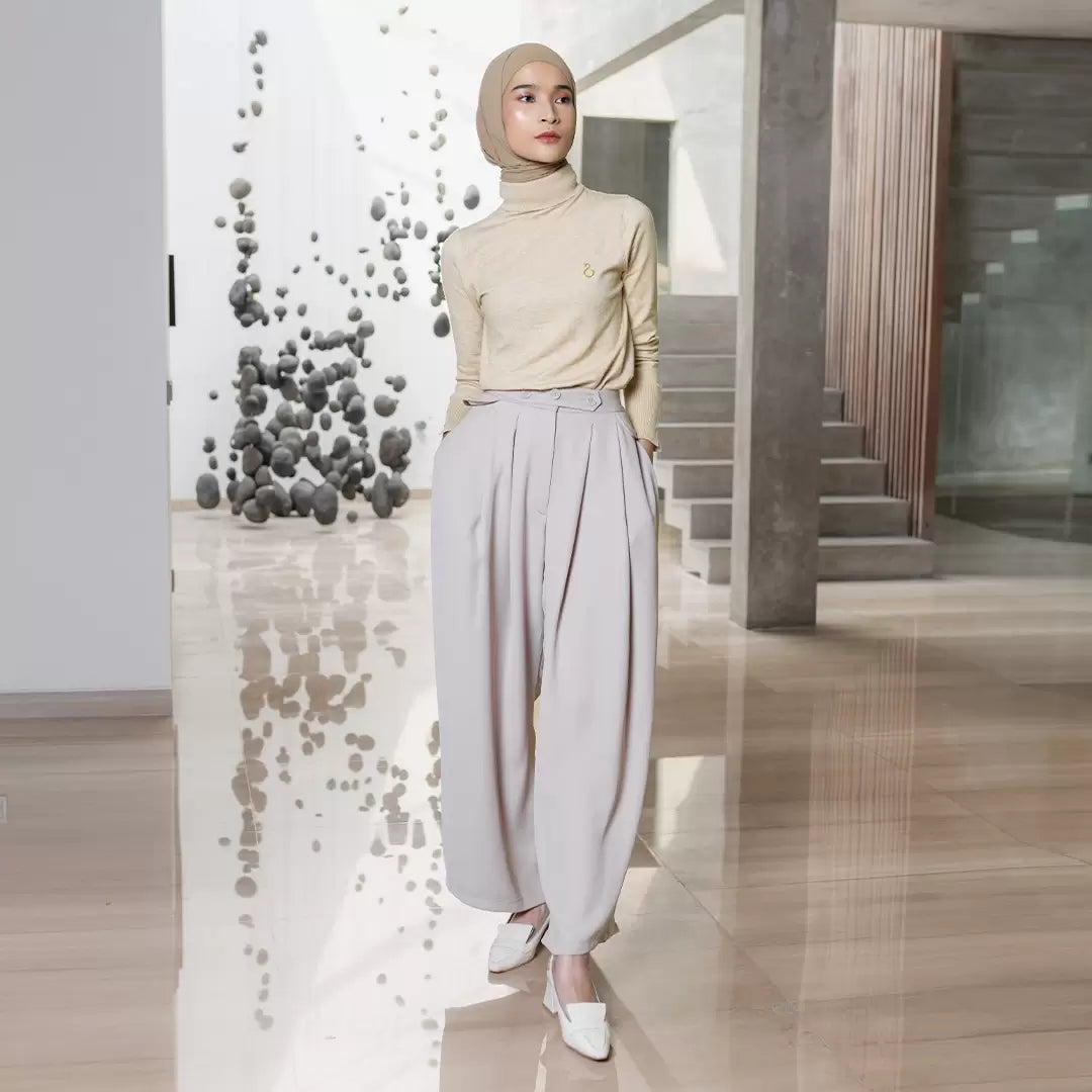 Nafa Turtle Neck Beige Sand
