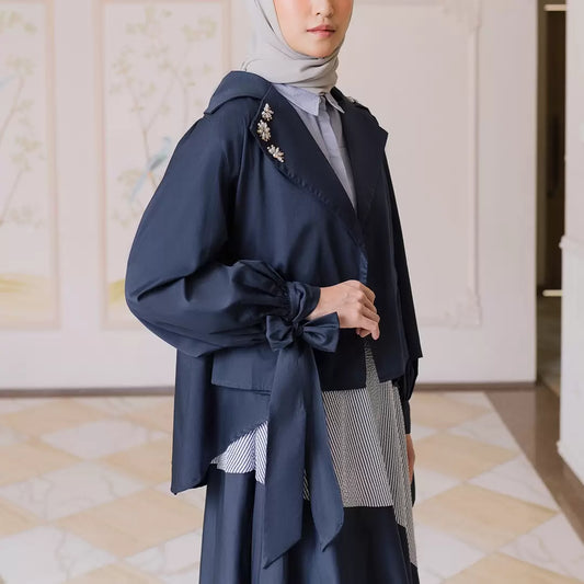 Falla Outer Navy