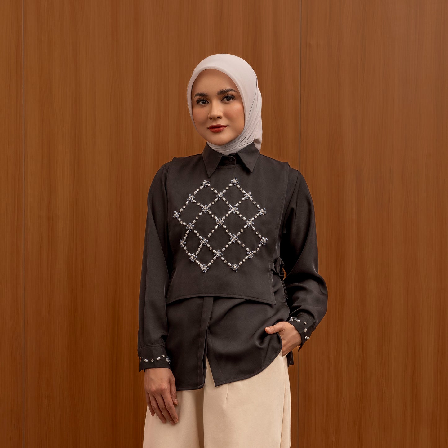 Linqa Top Black