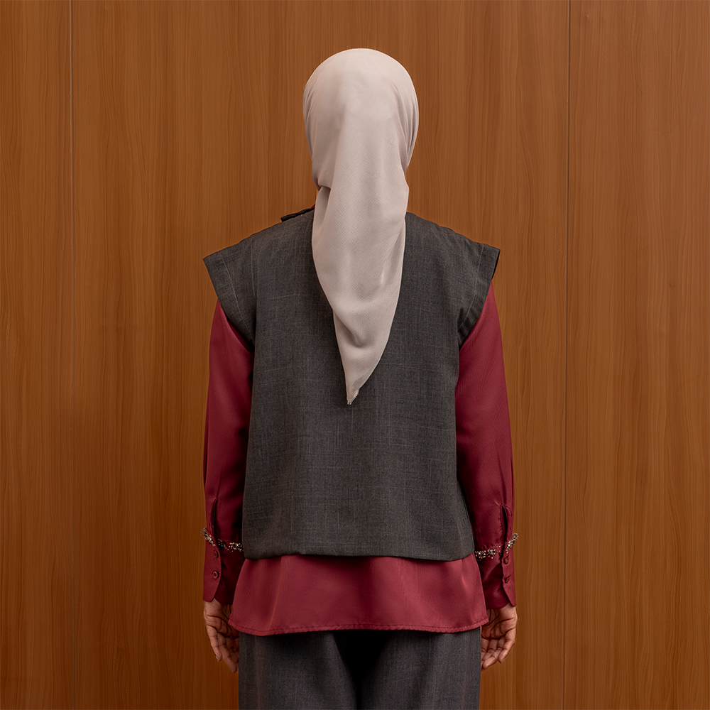 Elvara Vest Dark Grey
