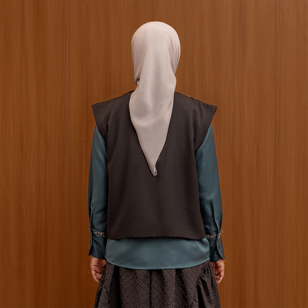 Elvara Vest Black