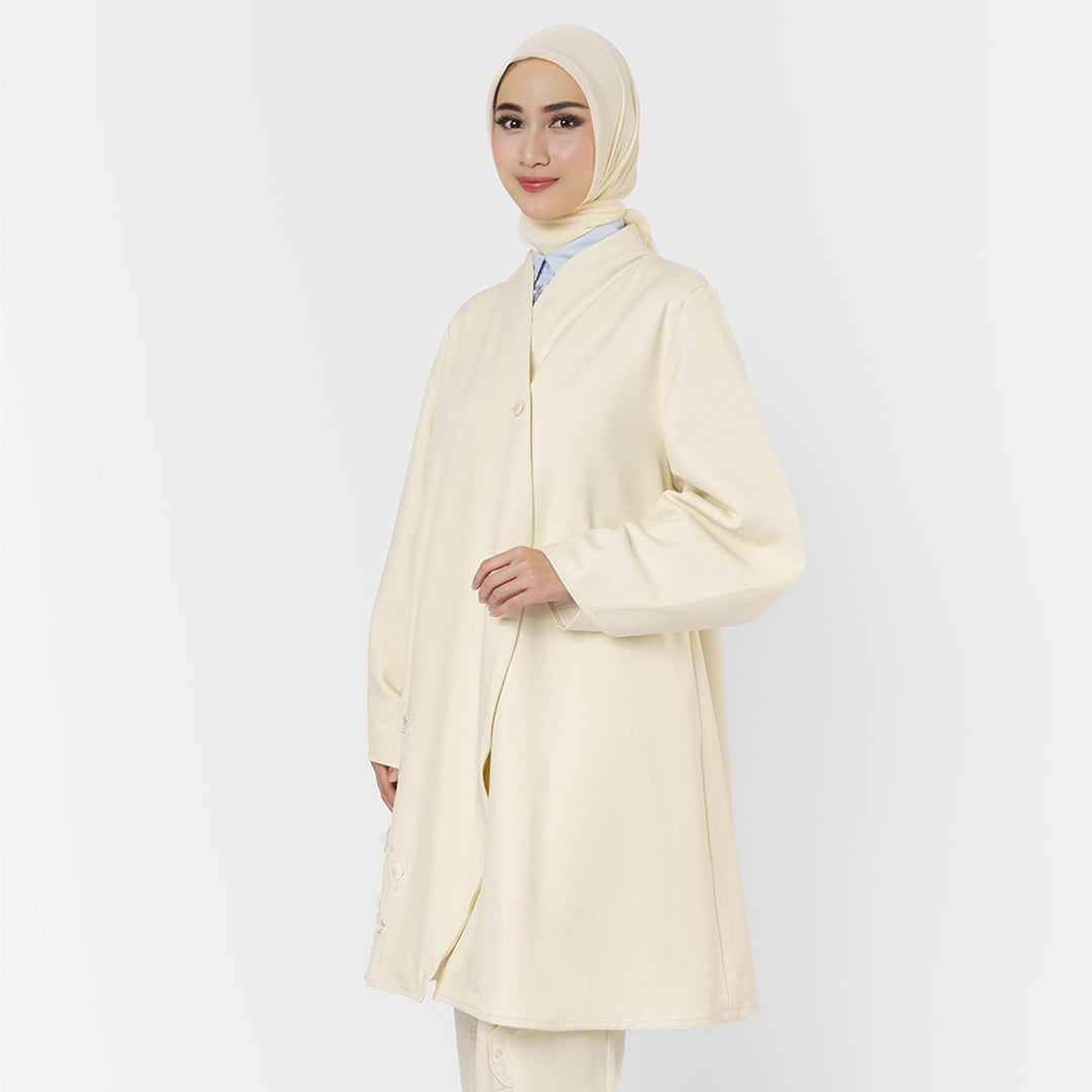 Lily Outer Ivory