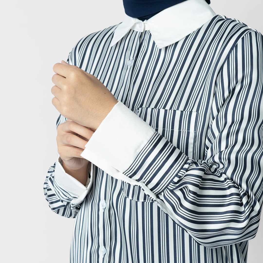 Linzy Top Navy