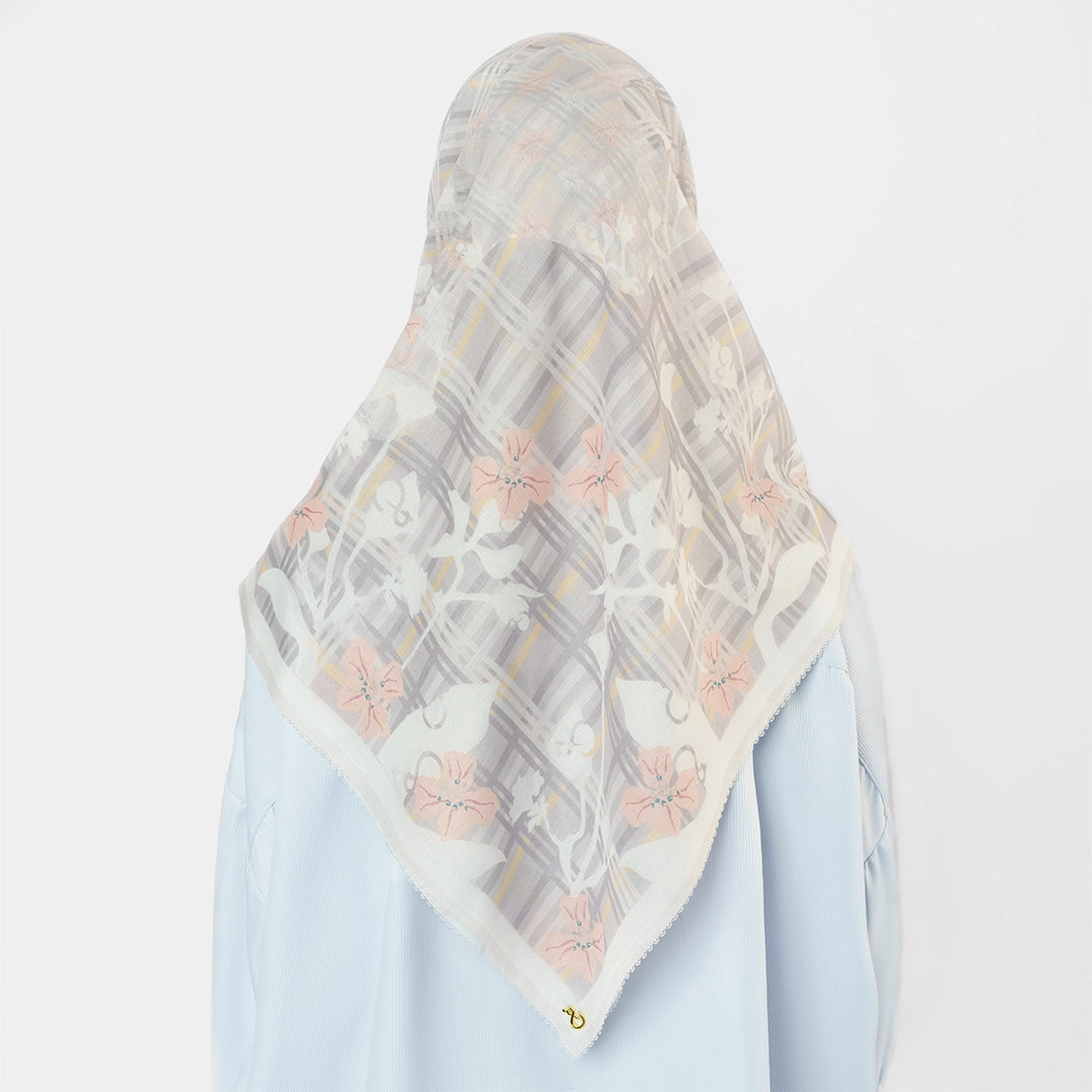 Madelief Scarf Chalk