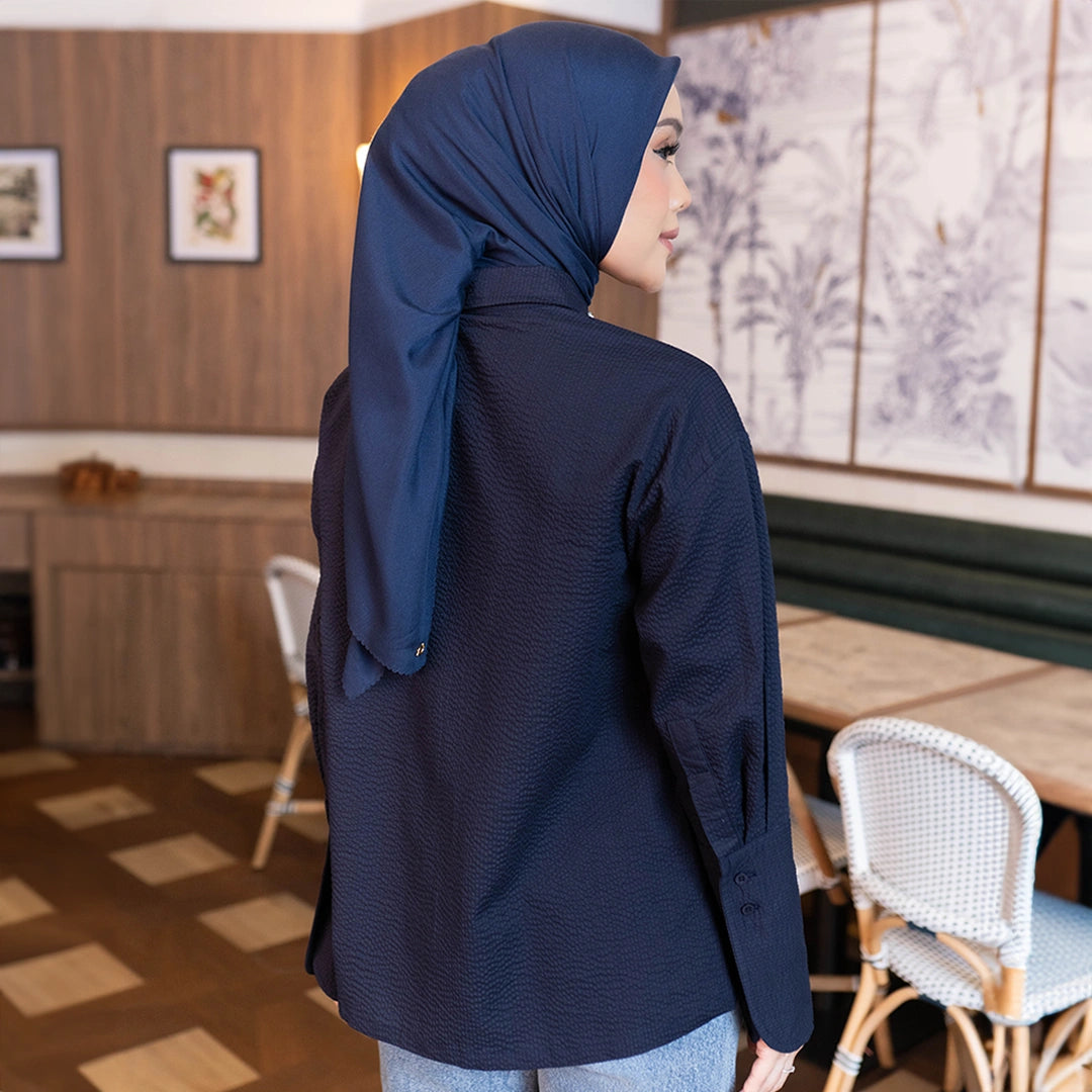 Megan Top 2.0 Navy