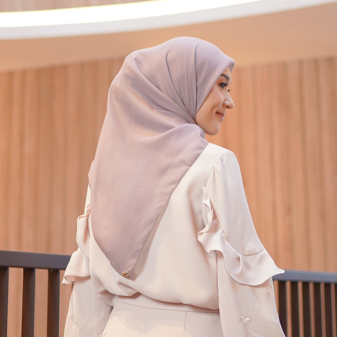 Nira Scarf Ultrafine Roebuck