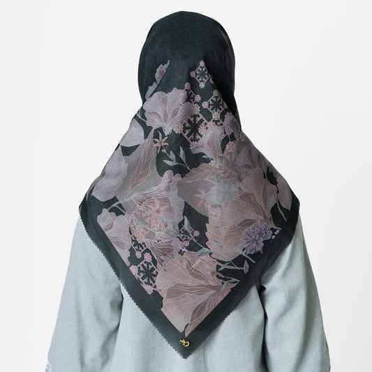 Salvia Scarf Shale