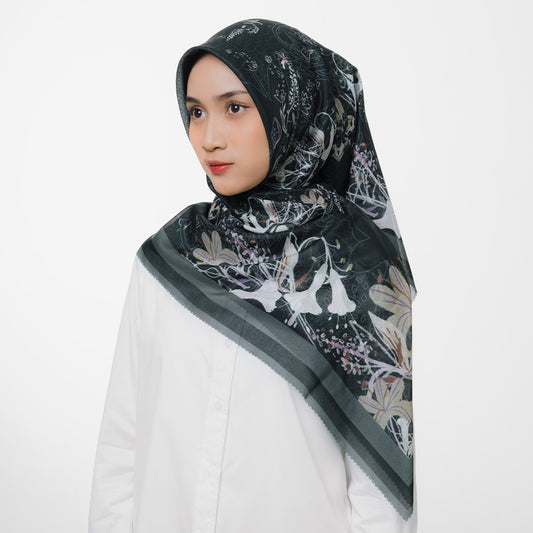 Phalessa Scarf Black