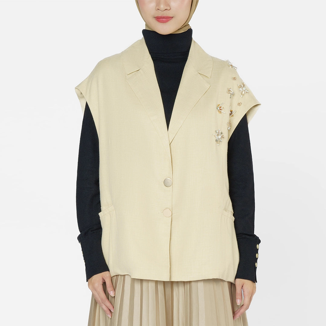 Sola Vest Safari