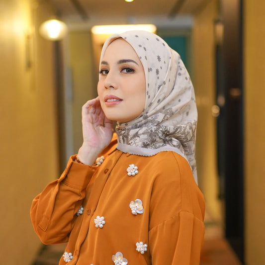 Shevara Scarf Pearl