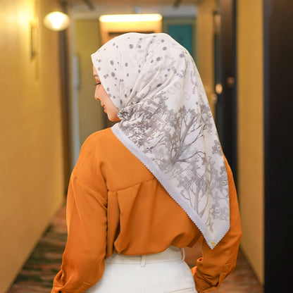 Shevara Scarf Pearl